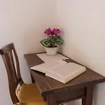 La Maesta Tuscan Sun 农家乐 *